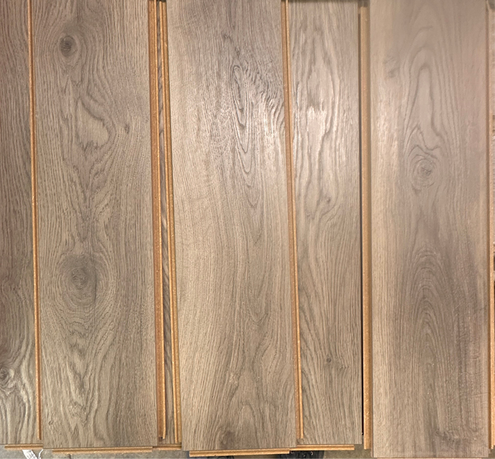Steelworks Oak Laminate LOT