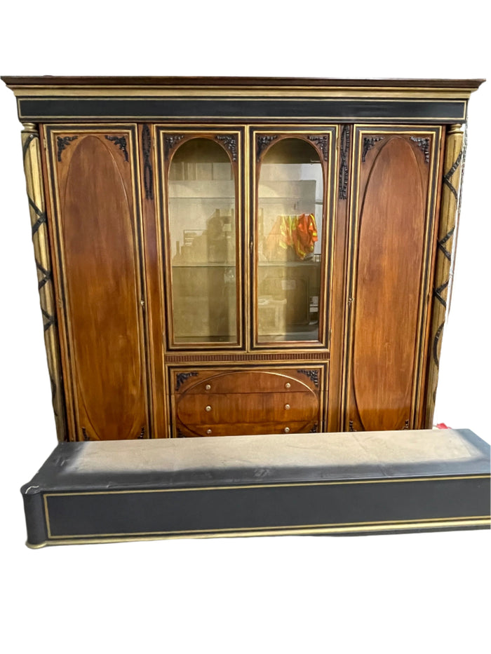 Grand Ornate 2pc. Hutch