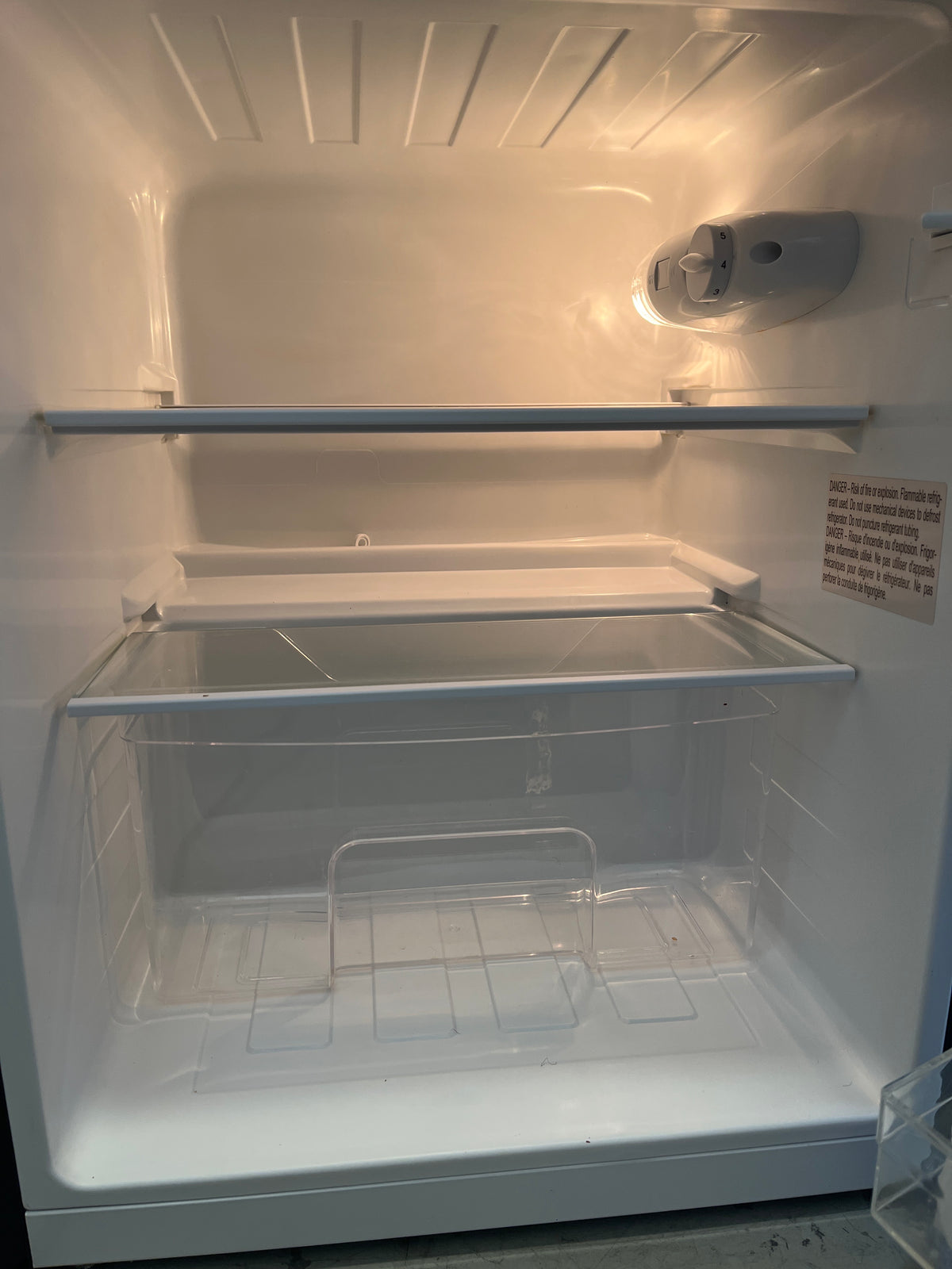 17.8" Frigidaire 3.1 cu. ft. Standard Depth Platinum Refrigerator