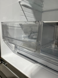 LG 33 in Stainless Steel Standard-Depth French Door Refrigerator w/ Ice Maker
