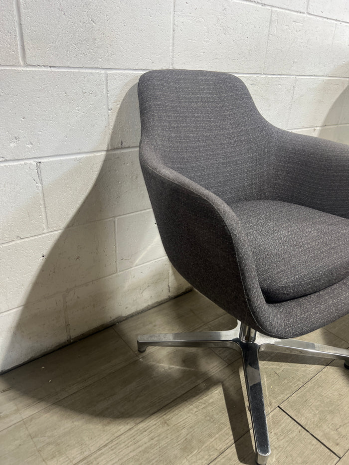 Hiverly Gray Swivel Chair