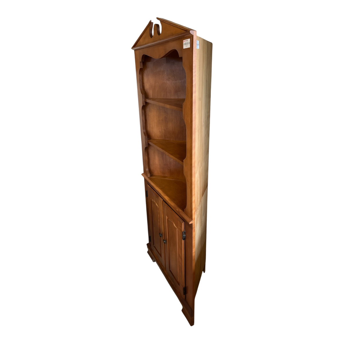 Maple Corner Shelf