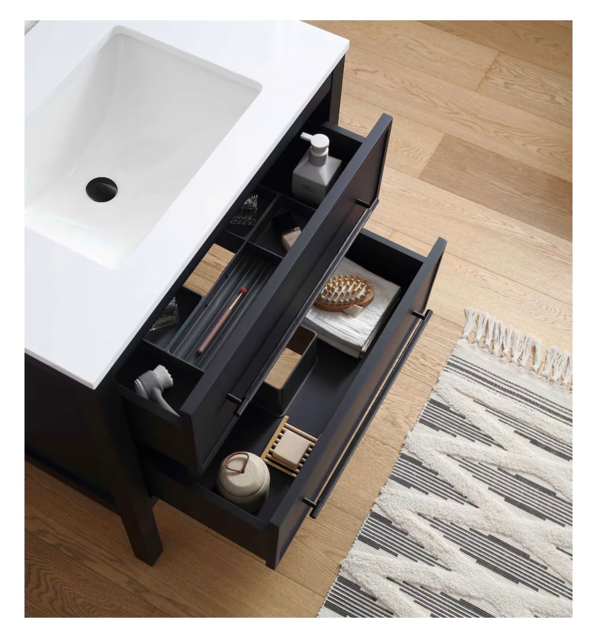 Home Decorators Collection Vistara 30-inch W x 19-inch D Freestanding Bath Vanity with Black Handle