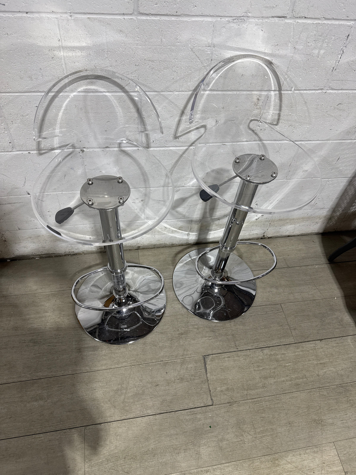 Set Of 2 Clear Counter And Bar chair