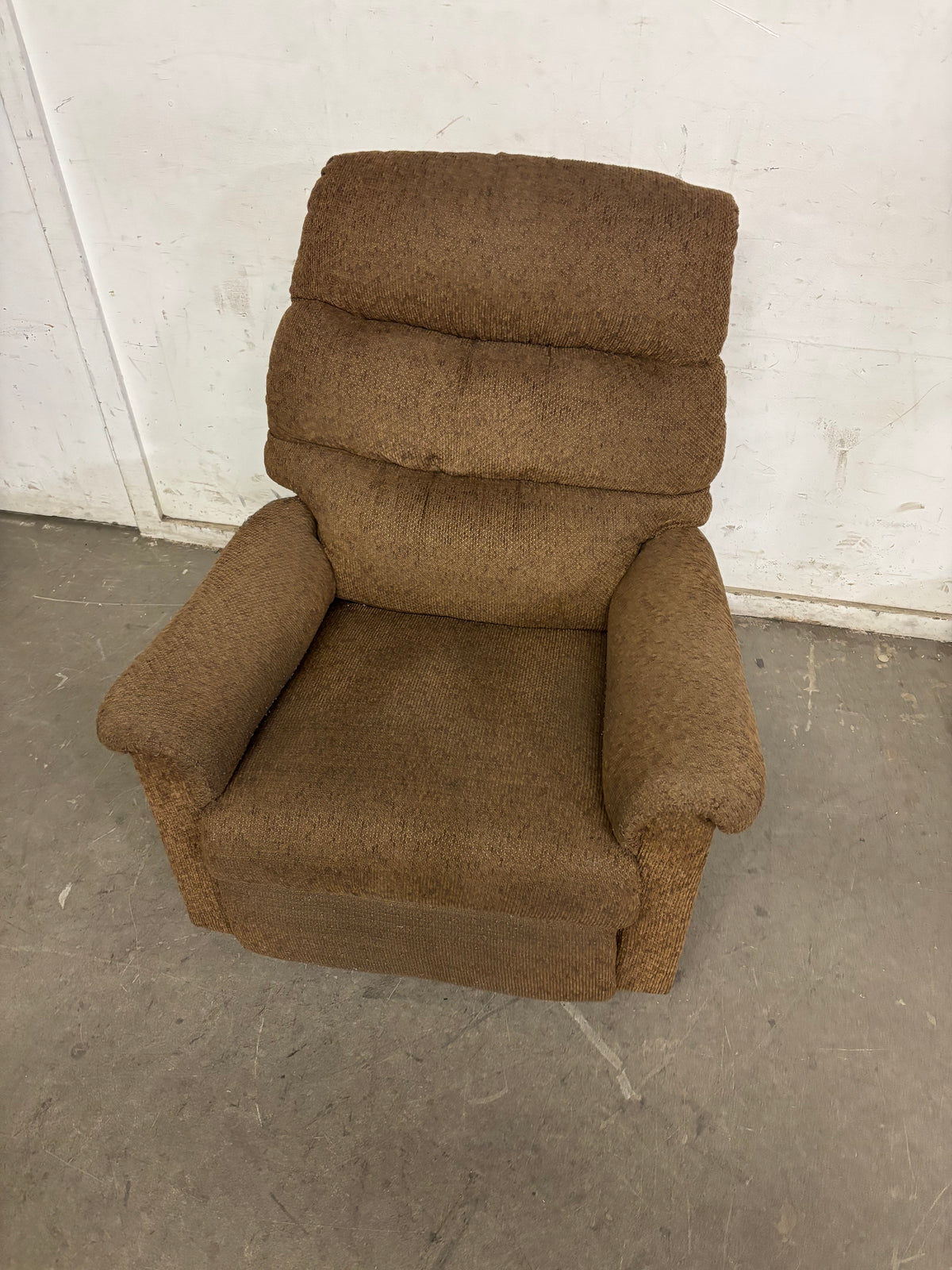 32"W Brown La-Z-Boy Recliner