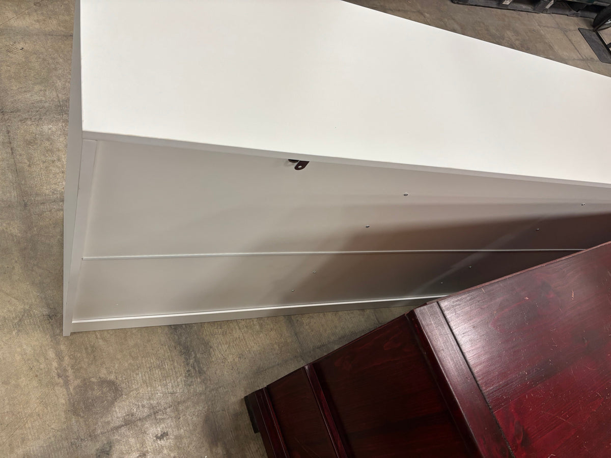 White 9-Drawer Dresser