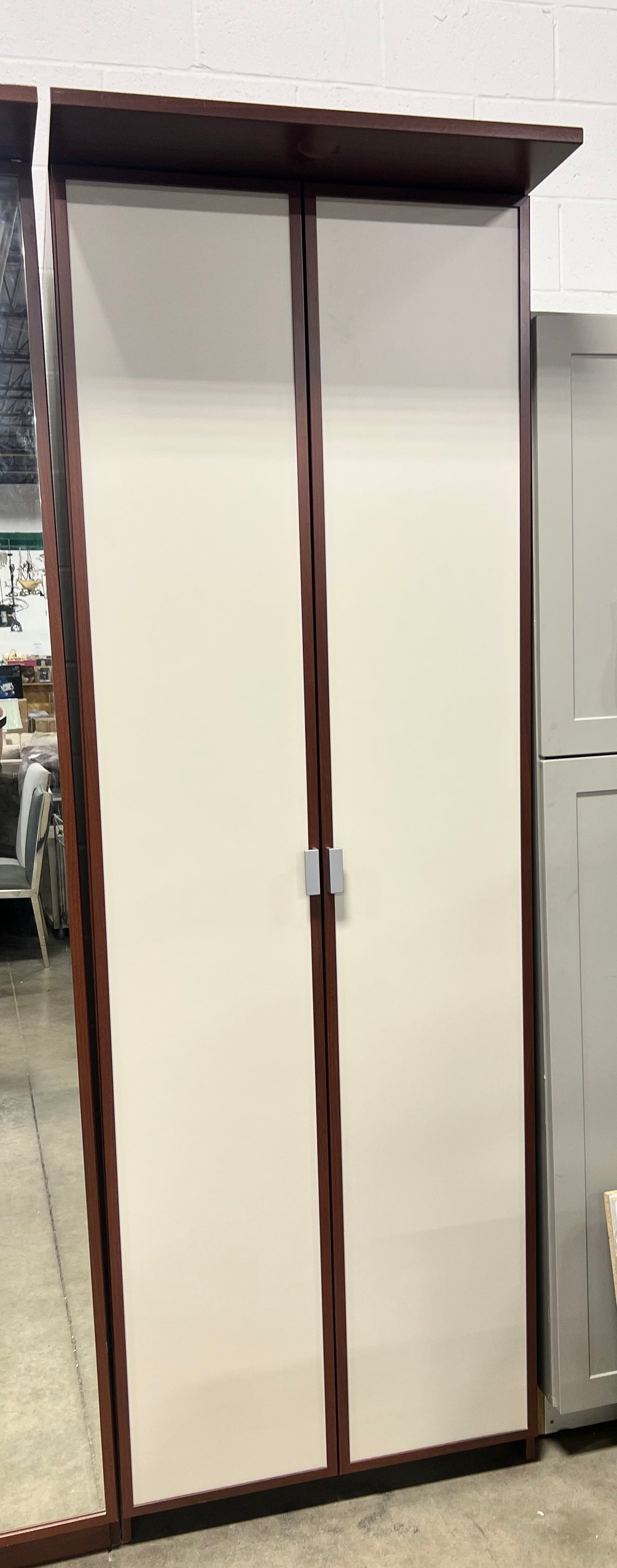 93" Wardrobe