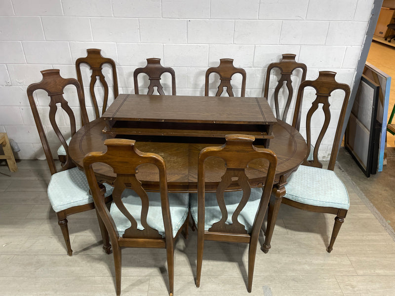 Dining tables and 7 Chairs