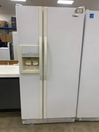 Whirlpool White Fridge With Ice Dispenser