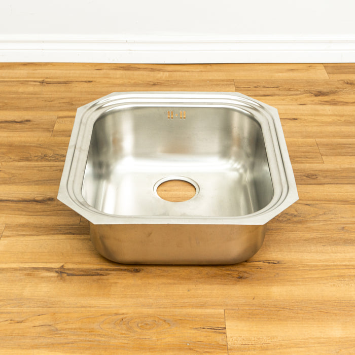 19-inch Undermount Brushed Stainless Steel Sink