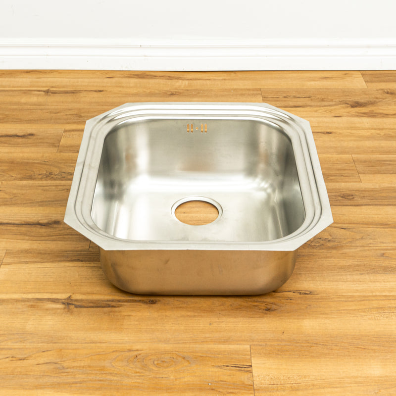 19-inch Undermount Brushed Stainless Steel Sink