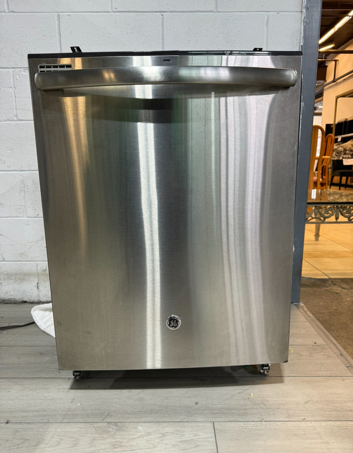 24"W GE Dishwasher