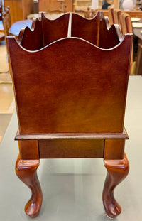 Classic Mahogany-Finished Wooden Magazine Rack with Cabriole Legs and Dual Compartments