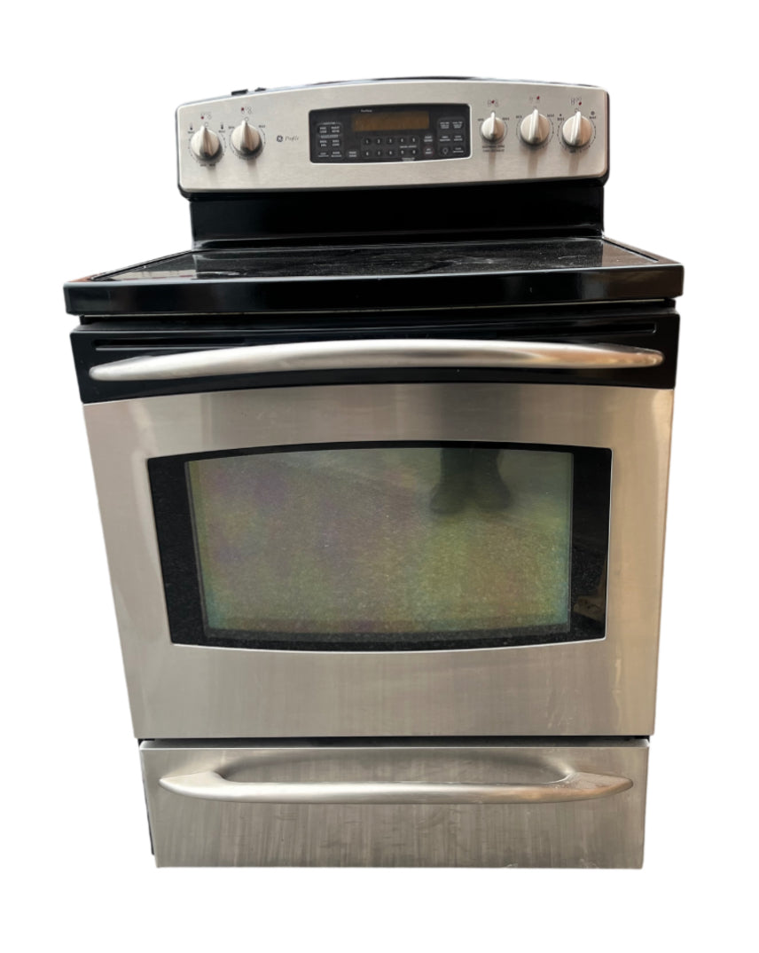 Freestanding Stainless Steel Range with Glass Cooktop