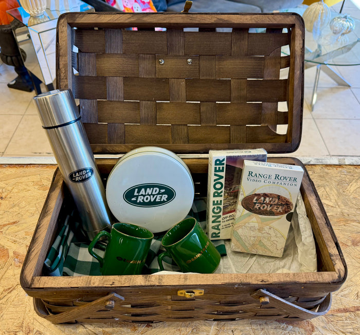 Vintage Land Rover Heritage Woven Picnic Hamper Set with Enamel Emblem and Gear