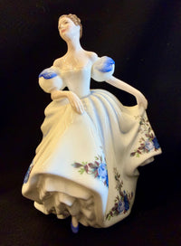Elegant Royal Doulton Fine Bone China Figurine — "Beatrice" (HN 3263)