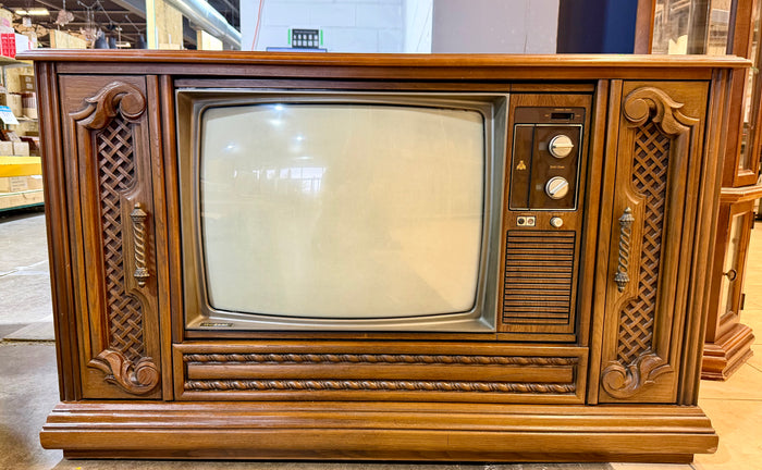 Mid Century Vintage  Quazar Console Television
