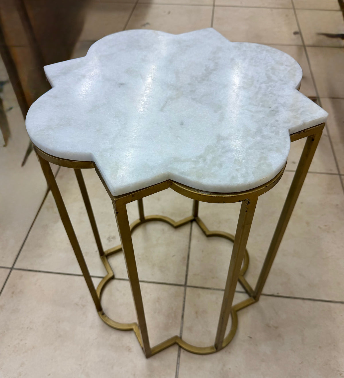 Elegant Quatrefoil Marble and Brass Accent Table