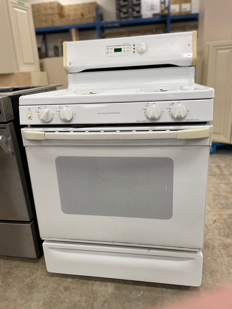 GE Spectra White Gas Stove