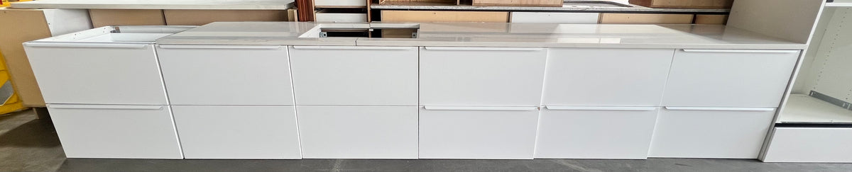 IKEA Veddinge Kitchen With Quartz Countertop