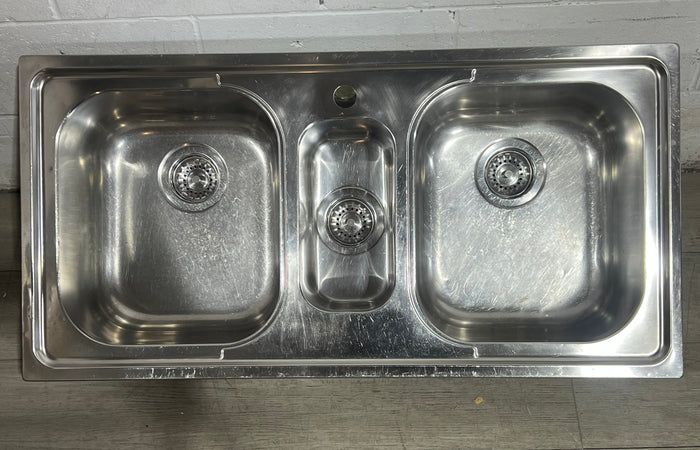 Triple Bowl Sink