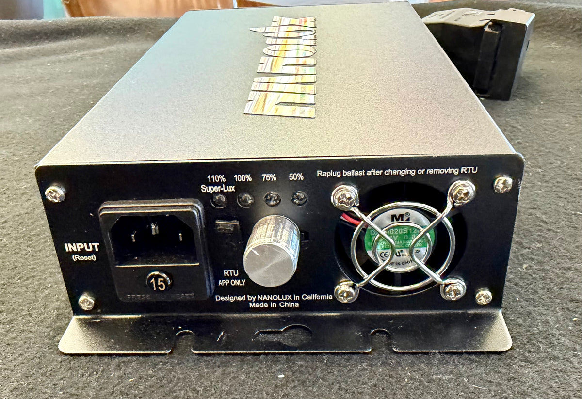 Nanolux OG Series 1000W Dimmable Digital Electronic Ballast (120V/240V)