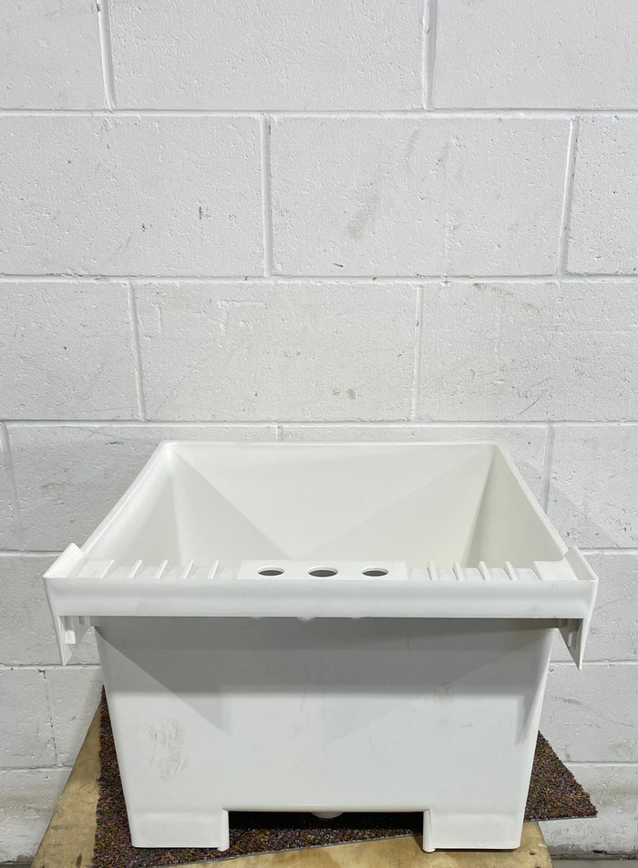 laundry tub