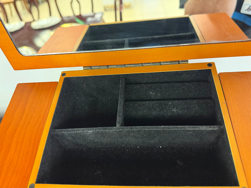 Mid Century Men's Accessory Case