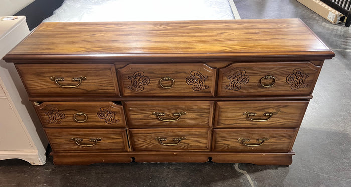 Vienna Nine-Drawer Dresser