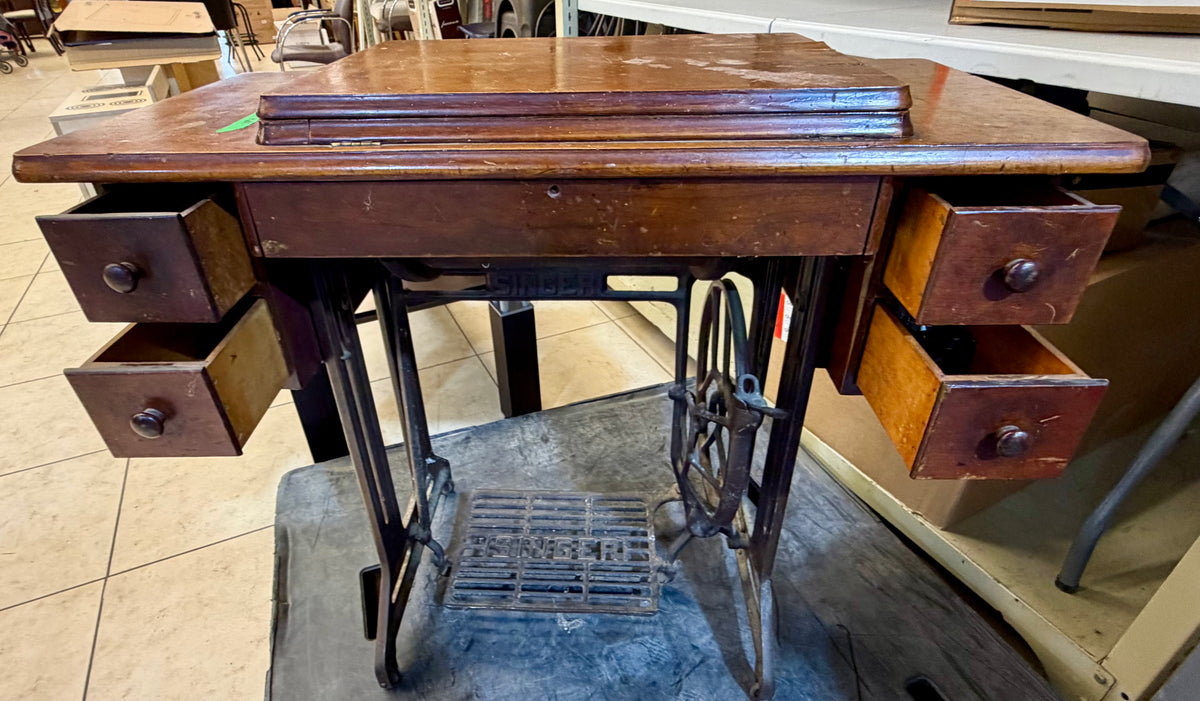 Antique 5-Drawer Singer Treadle Sewing Machine with Cast Iron Base and Wood Cabinet
