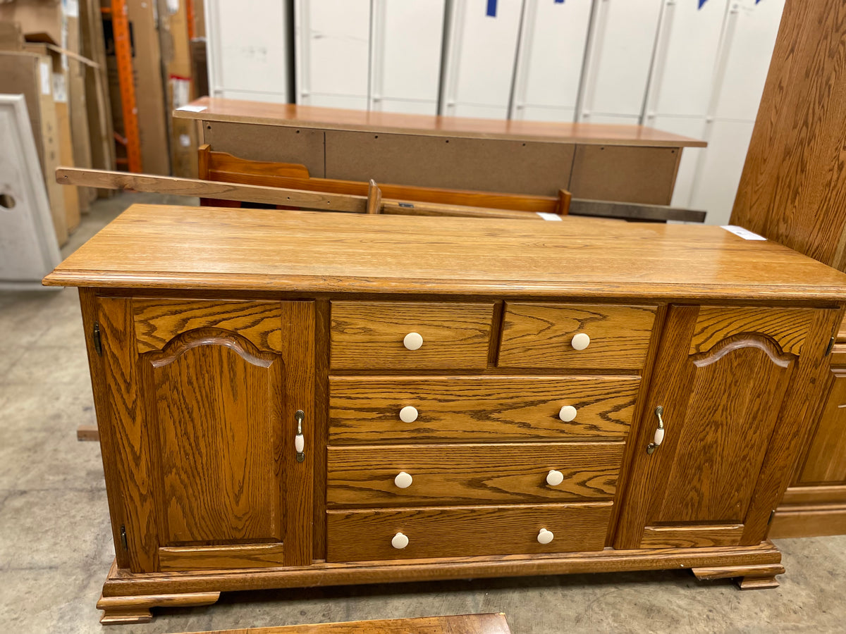 Dresser With Mirror And White Handles