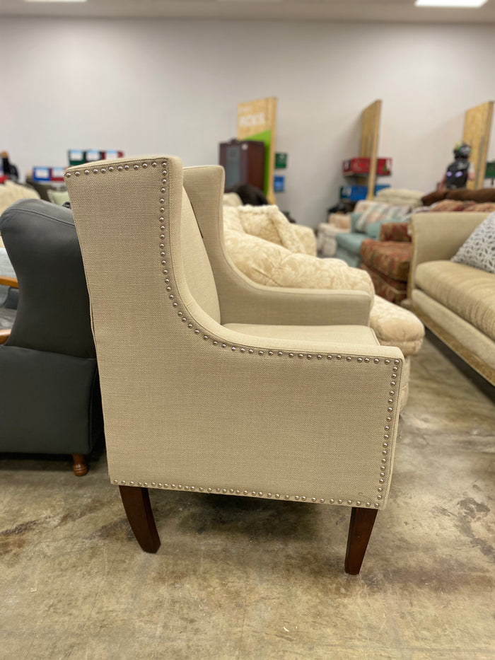 Traditional Linen Fabric Wingback Chair