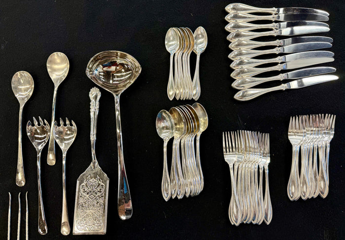 Vintage Oneida Community Silver Plate Flatware Set - Coronation Pattern - 55 Piece Service