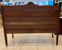 Exquisite Antique Quarter-Sawn Oak Buffet with Carved Shell