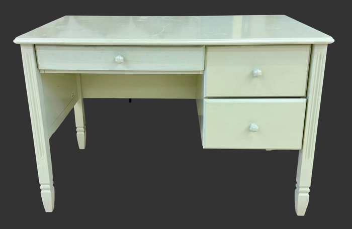 Vintage-Pottery Barn Painted Wooden Desk with Keyboard Tray – Good Condition