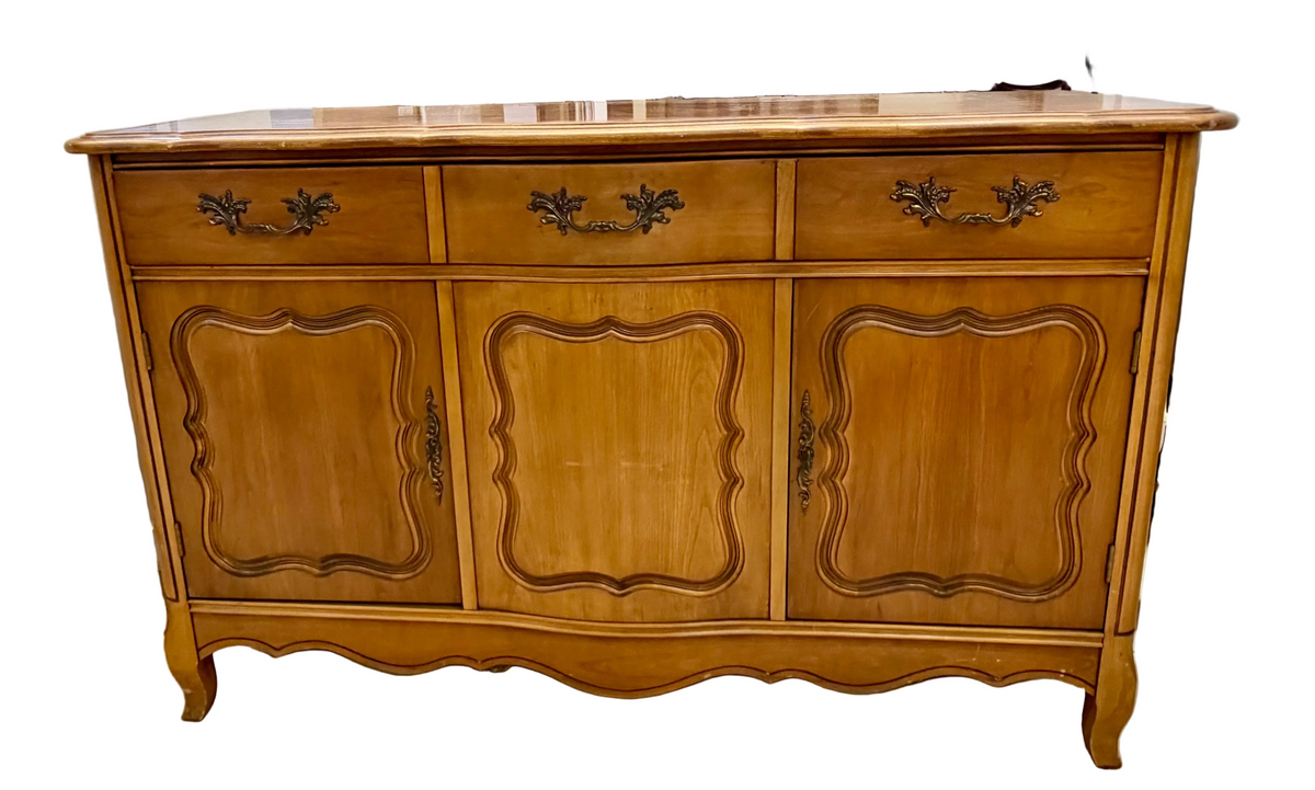 Exquisite Vintage French Provincial Wooden Sideboard / Buffet Server