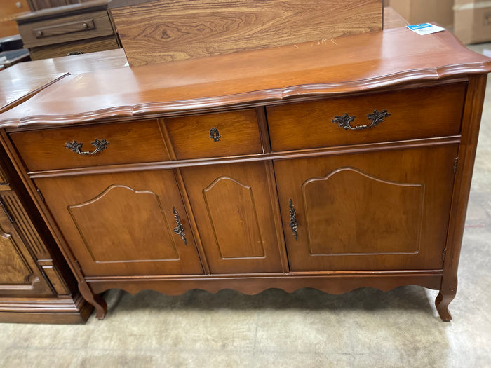 Buffet With 2 Drawers And Bronze Handles