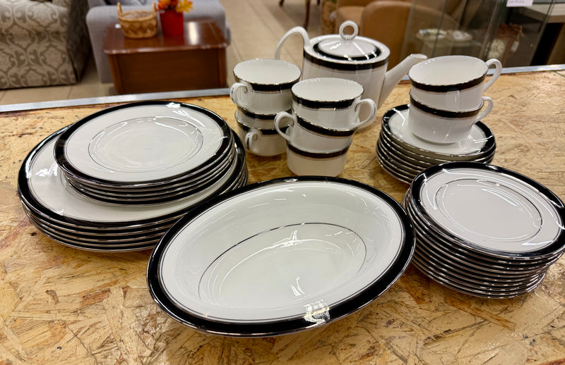 Incomplete Set of Black Platinum China by Royal Worcester