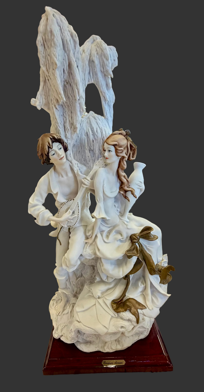 Enchanting Vintage Giuseppe Armani Figurine – A Musical Romance in Porcelain.