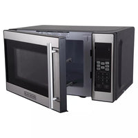 700-watt Countertop Microwave Oven