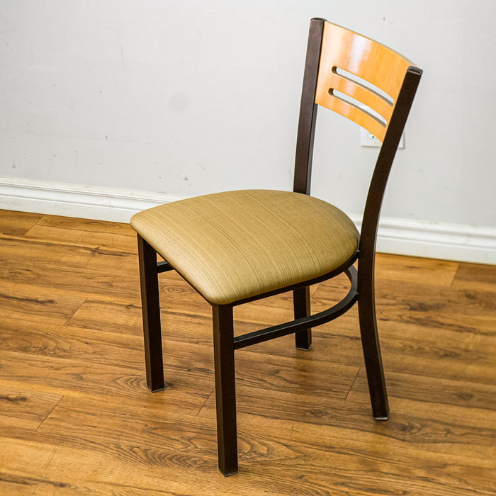 18-Inch W Americana Metal Chair with Upholstered Seat and Wood Back