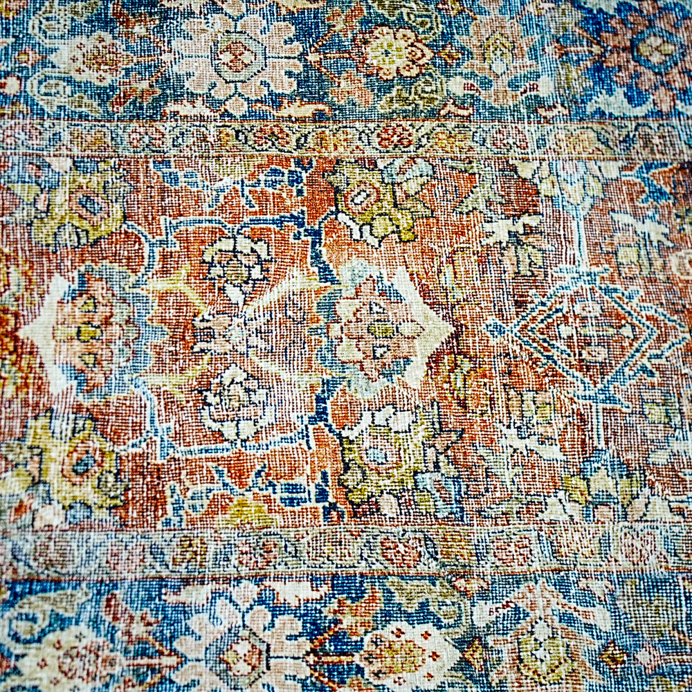 3.8 x 2.3 ft Oriental-Style Rug