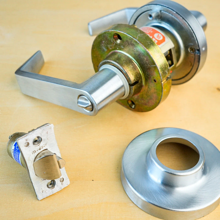 Marks 195RF/26D-F21 Storeroom Lever Lock – Medeco LFIC Prep, Satin Chrome, Grade 1