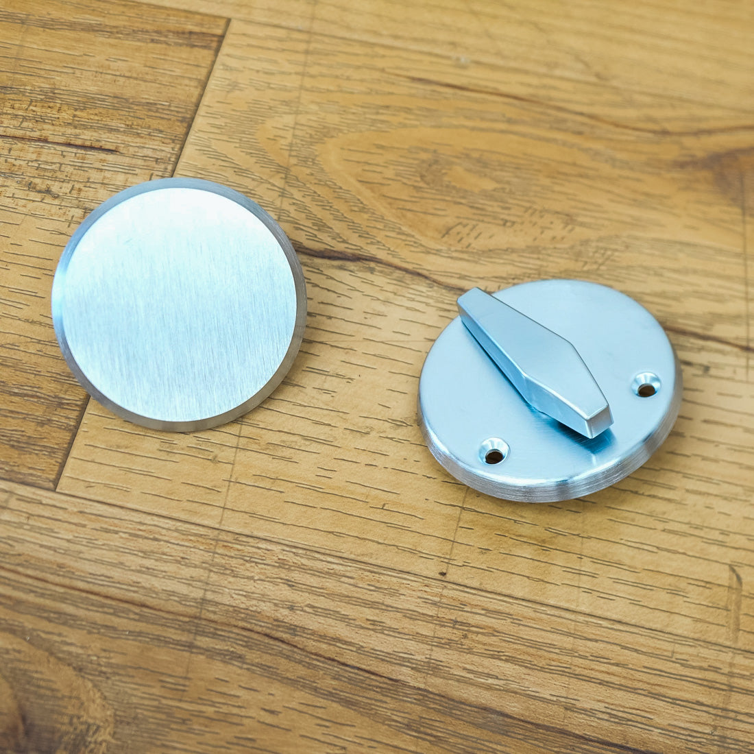 Schlage B581 626 Storeroom Lock – Satin Chrome Finish