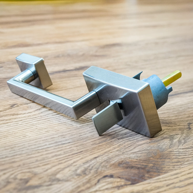 Schlage Exterior Handleset in Satin Nickel – F58 CEN 619