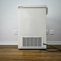 37x22x33 Inch Frigidaire Chest Freezer – Model FFFC07M4NW