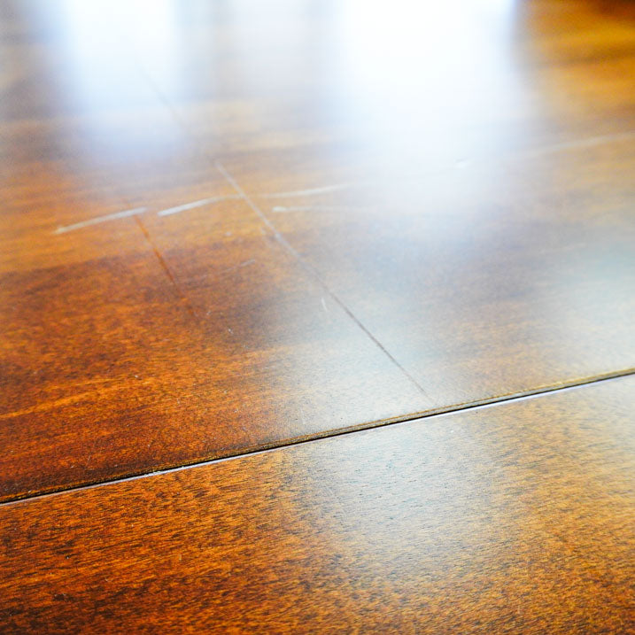 60-80-Inch Dining Table in Dark Wood with Leaf and 4 High-back Chairs
