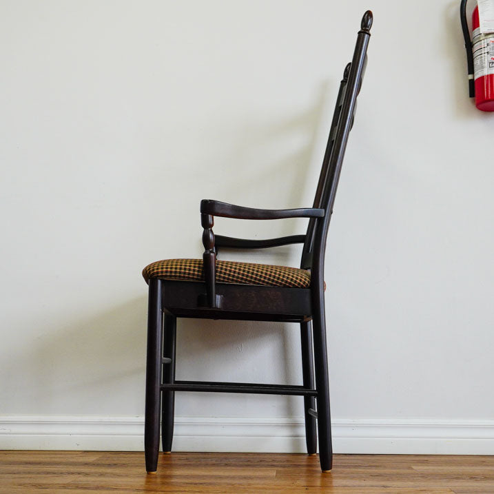 60-80-Inch Dining Table in Dark Wood with Leaf and 4 High-back Chairs