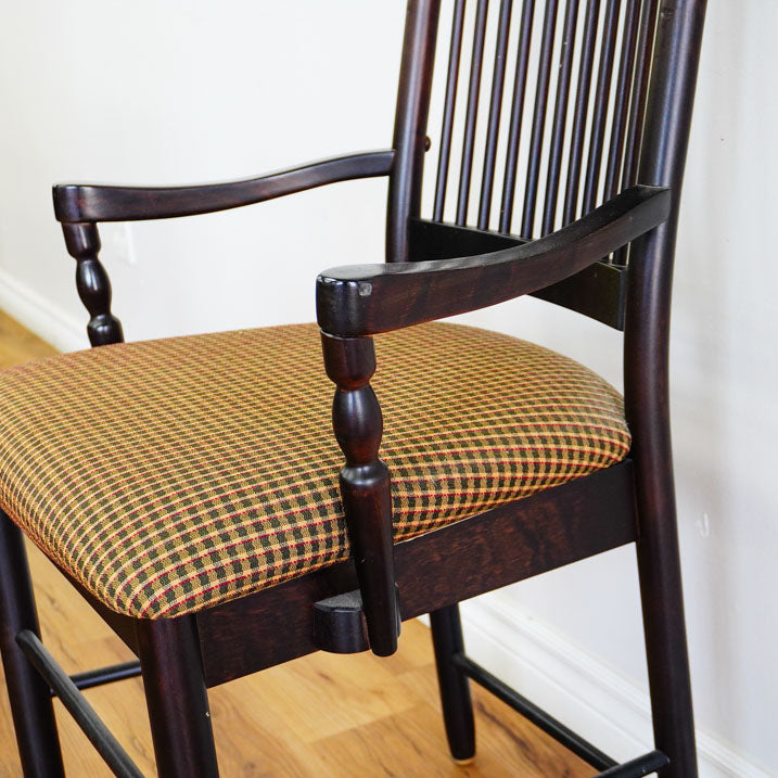 60-80-Inch Dining Table in Dark Wood with Leaf and 4 High-back Chairs