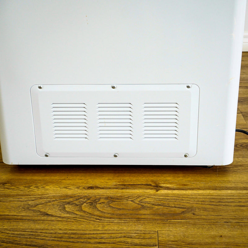 49x25x33-Inch Danby Freestanding Chest Freezer with Basket